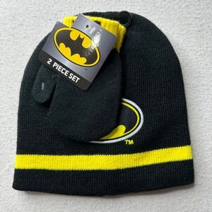 Batman Toddler Beanie and Mitten Set NWT‎